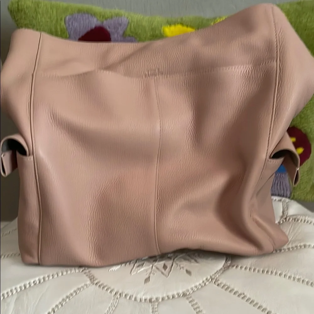 Vince Camuto Pink Shoulder Bag - Picture 3 of 6